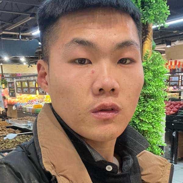 28岁岁河南单身帅哥 - 菏泽吉缘网