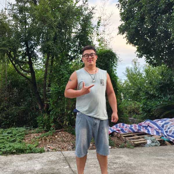 32岁岁浙江单身帅哥 - 菏泽吉缘网